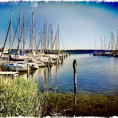 Apartment Lovely With Swimming Pool , Terrace And Sea View Neuburg (Mecklenburg-Vorpommern)