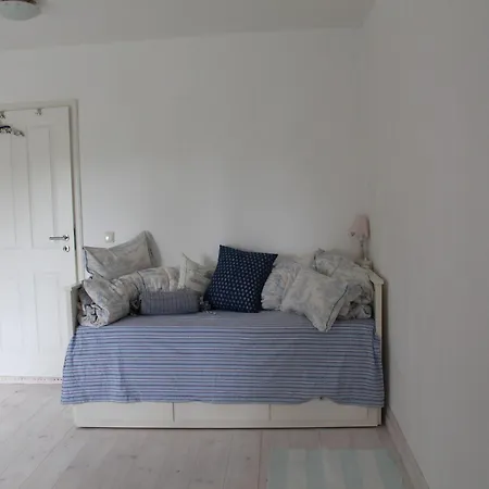 Gorgeous In With Terrace Apartment