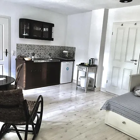 Apartment Gorgeous In With Terrace